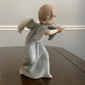FORMALITIES by BAUM BROS PORCELAIN ANGEL FIGURINE PLAYING FLUTE GLOSSY